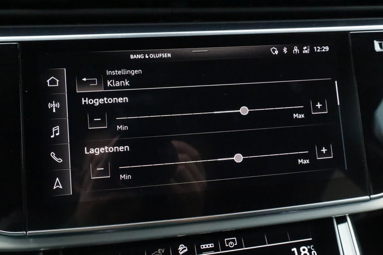 Vehicle Image 38