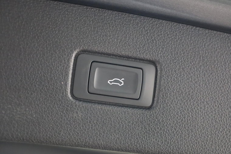 Vehicle Image 50