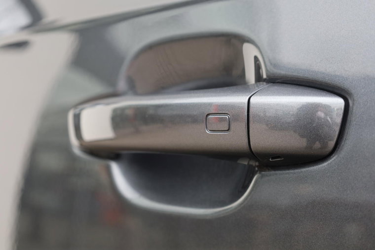 Vehicle Image 11
