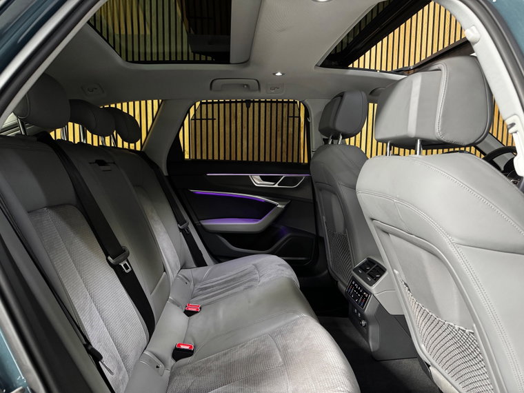 Vehicle Image 53