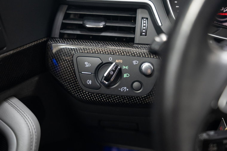 Vehicle Image 39