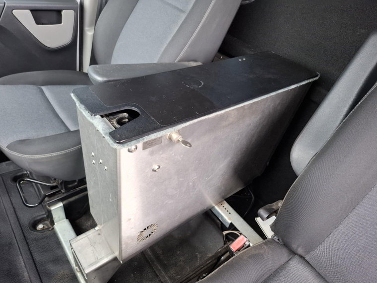 Vehicle Image 36