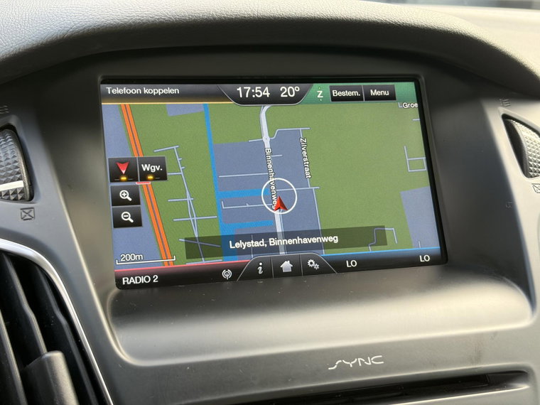 Vehicle Image 12