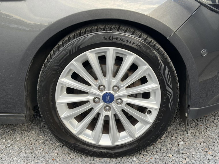 Vehicle Image 37