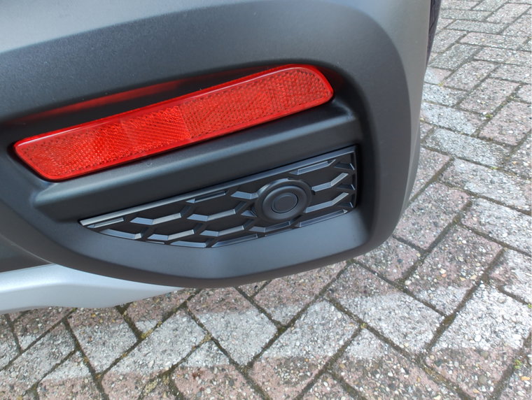 Vehicle Image 26