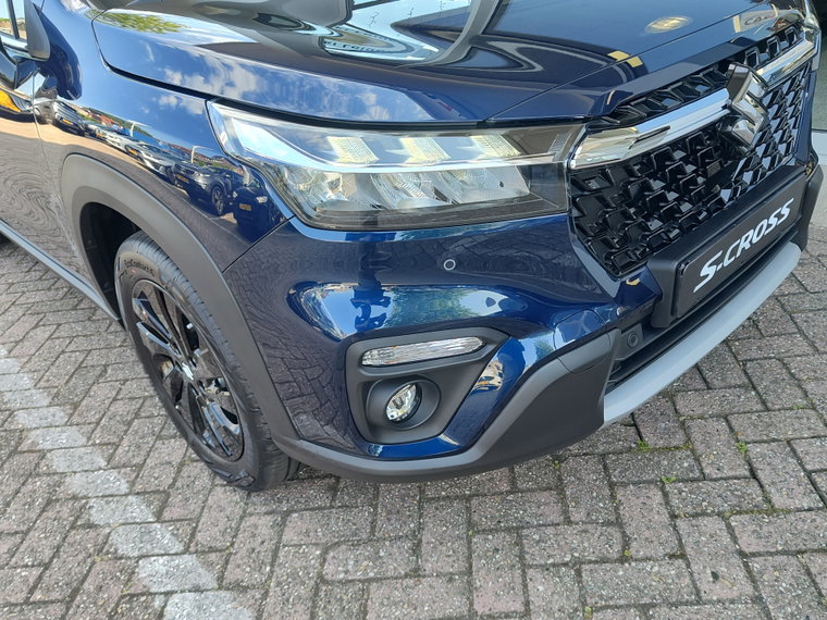 Vehicle Image 30
