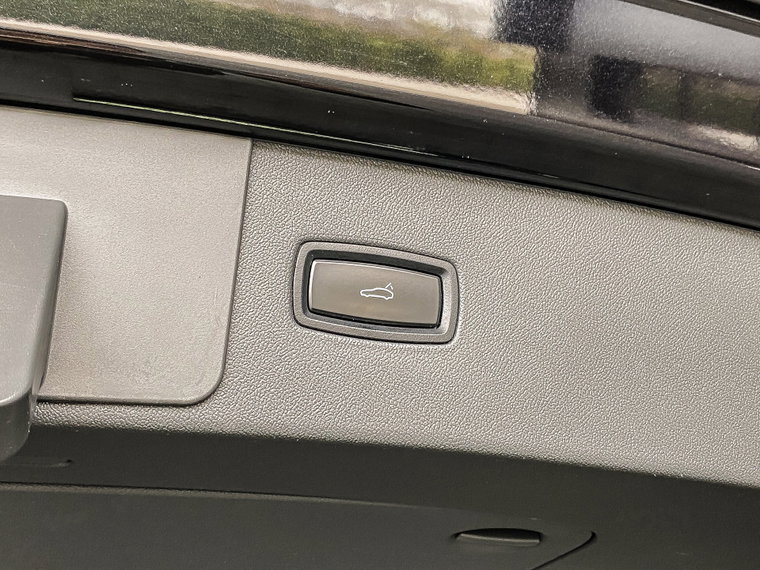 Vehicle Image 47