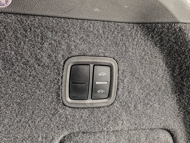 Vehicle Image 48
