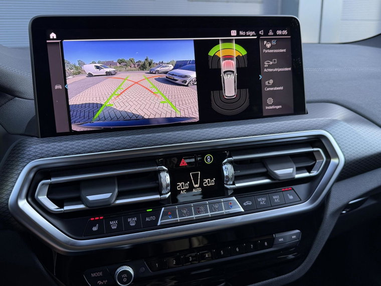 Vehicle Image 35