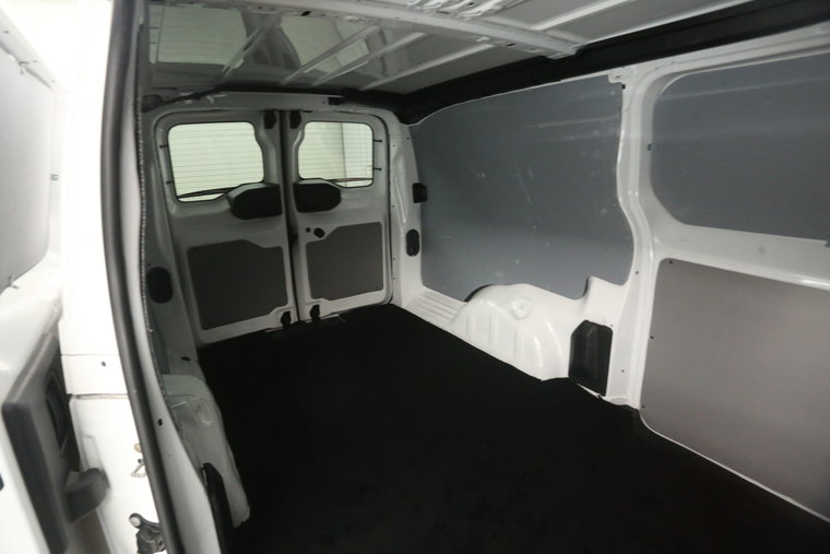 Vehicle Image 23