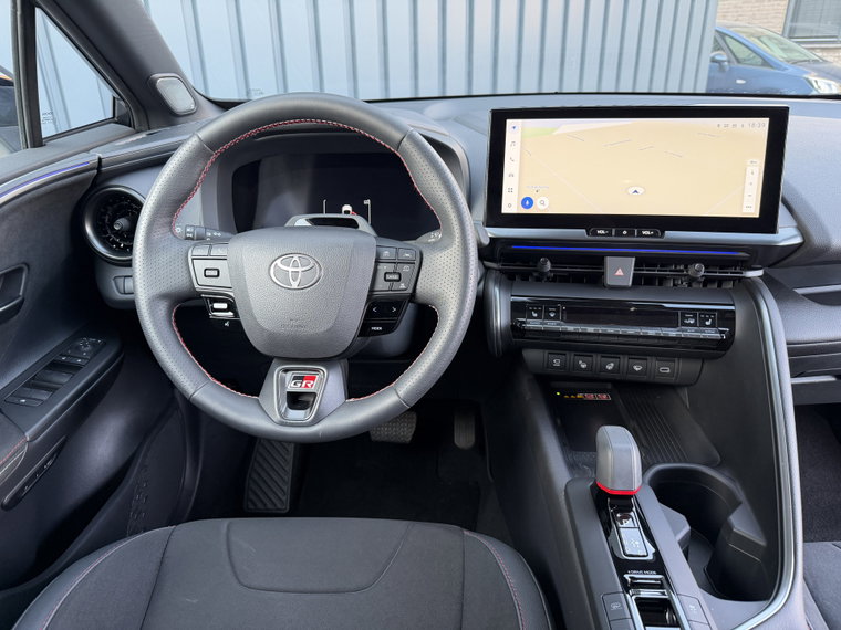Vehicle Image 19