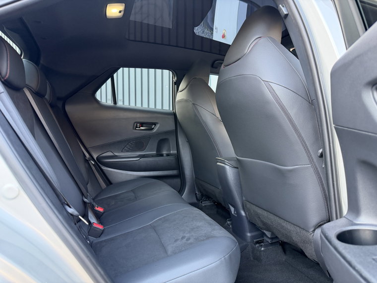 Vehicle Image 23