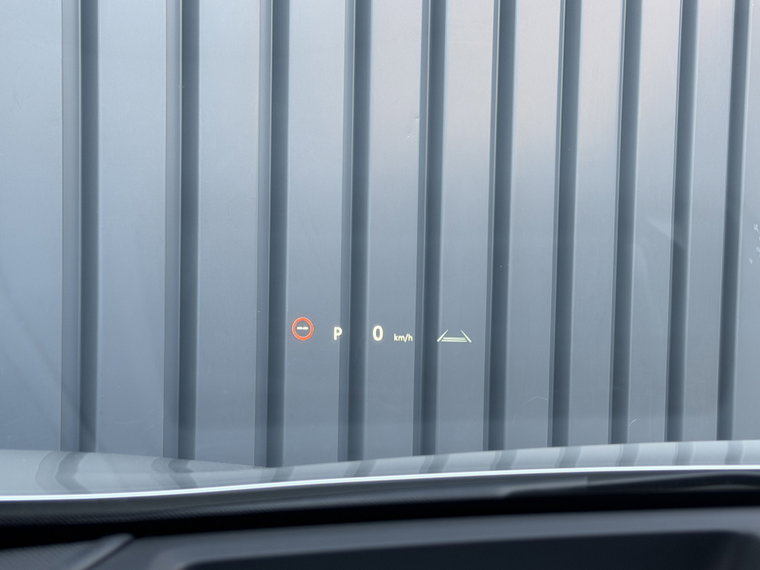 Vehicle Image 36