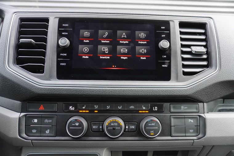 Vehicle Image 19