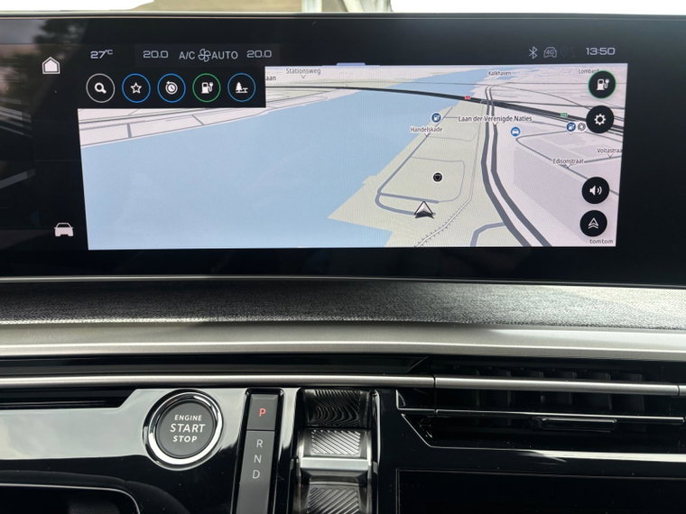 Vehicle Image 17