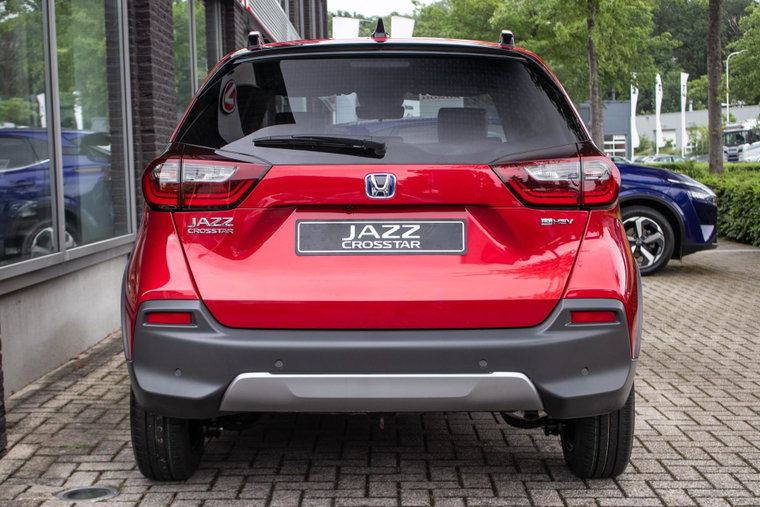 Vehicle Image 11
