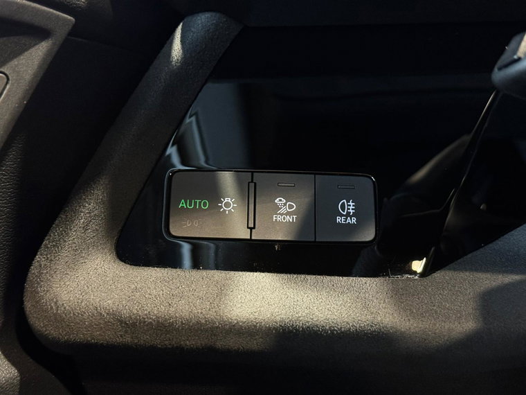 Vehicle Image 41