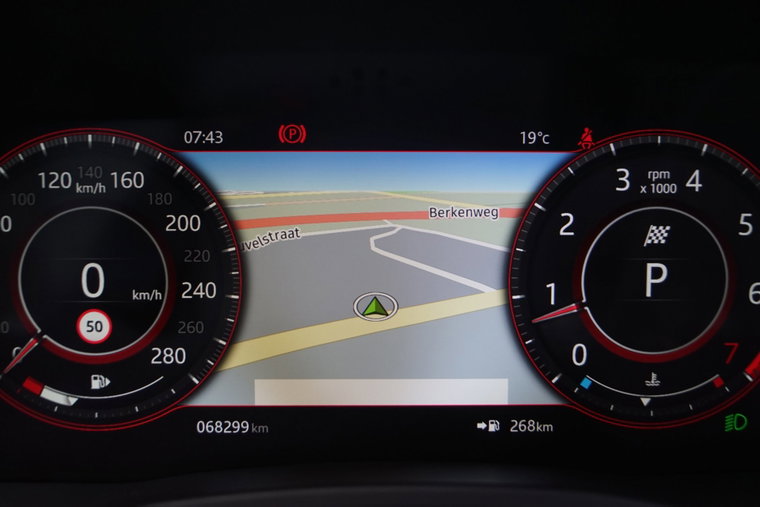 Vehicle Image 48