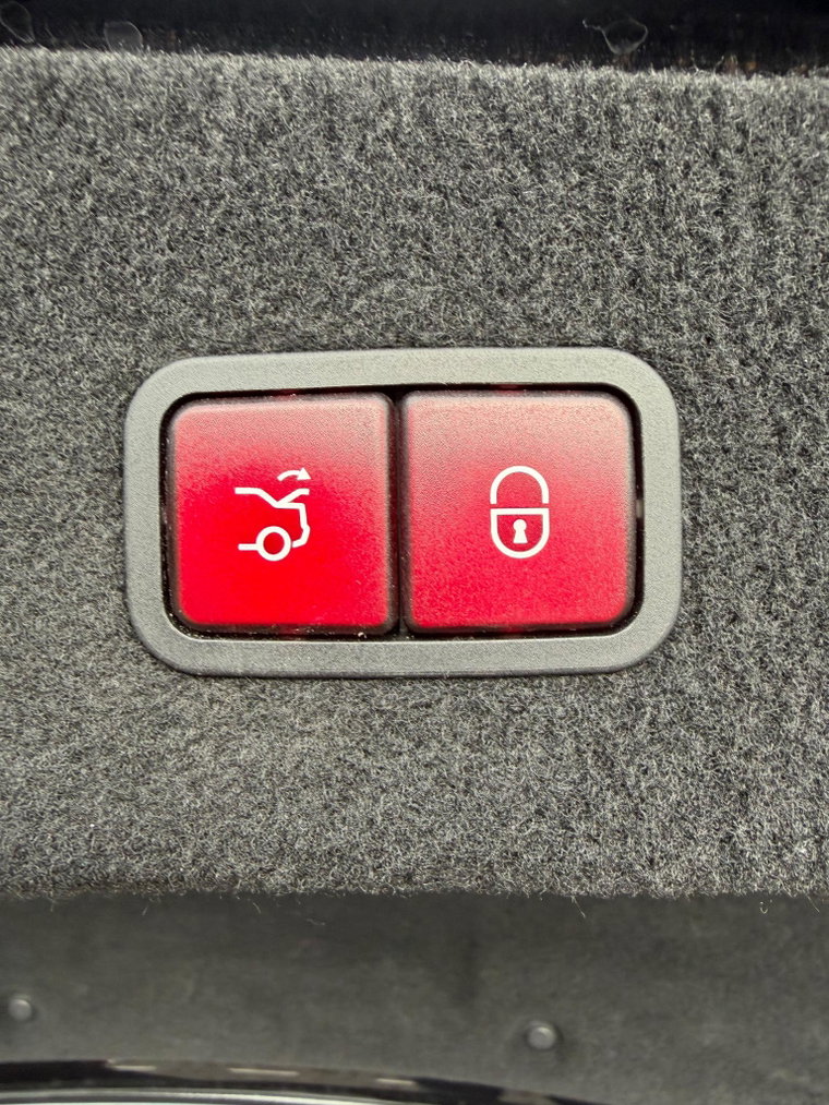 Vehicle Image 27