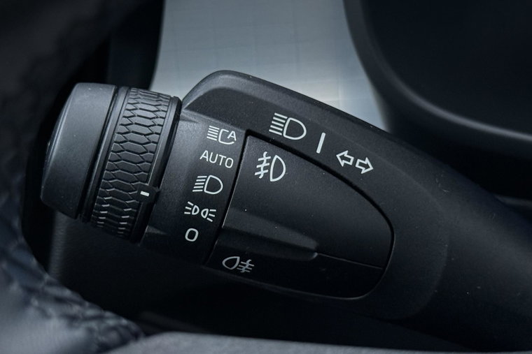 Vehicle Image 35