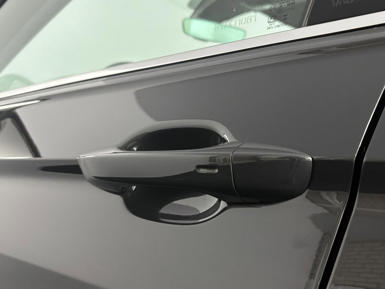 Vehicle Image 39