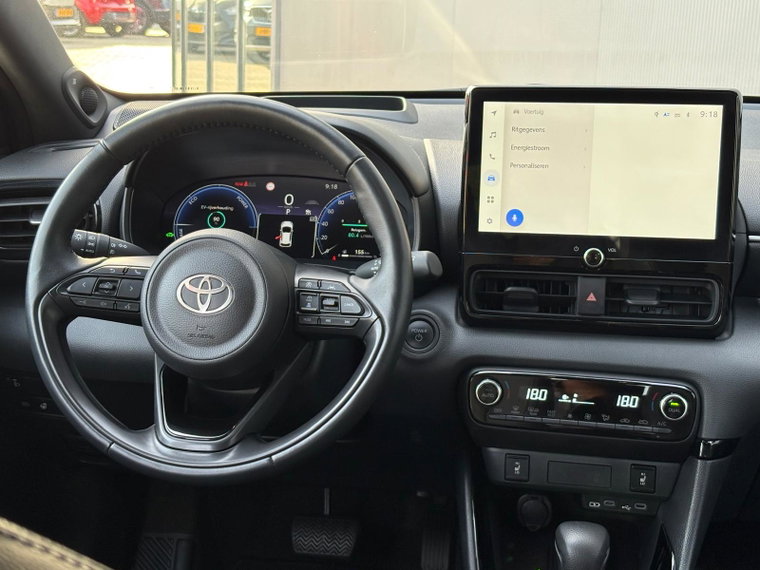 Vehicle Image 14