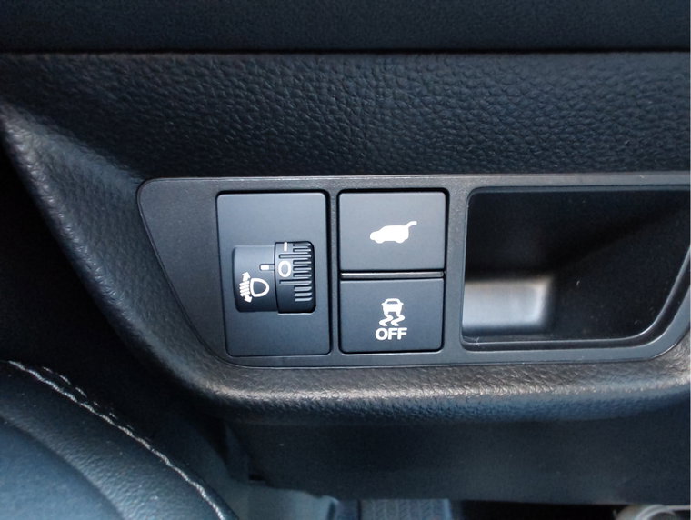 Vehicle Image 26