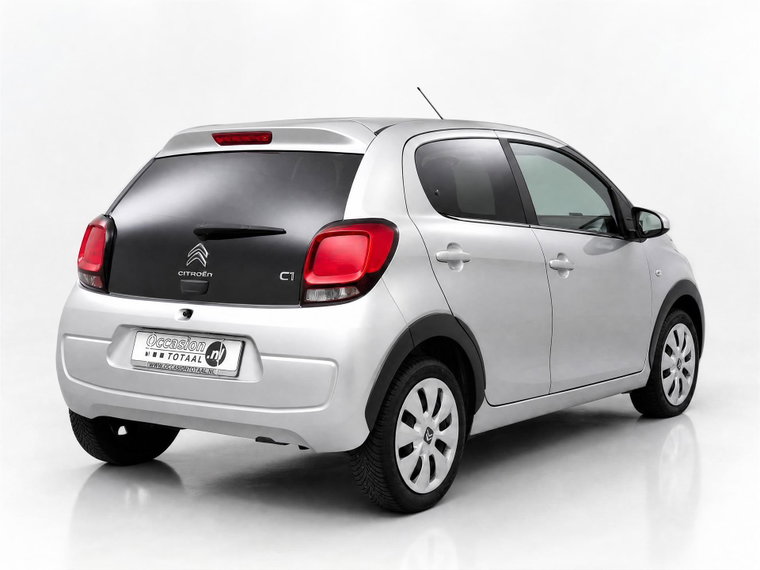 Vehicle Image 6