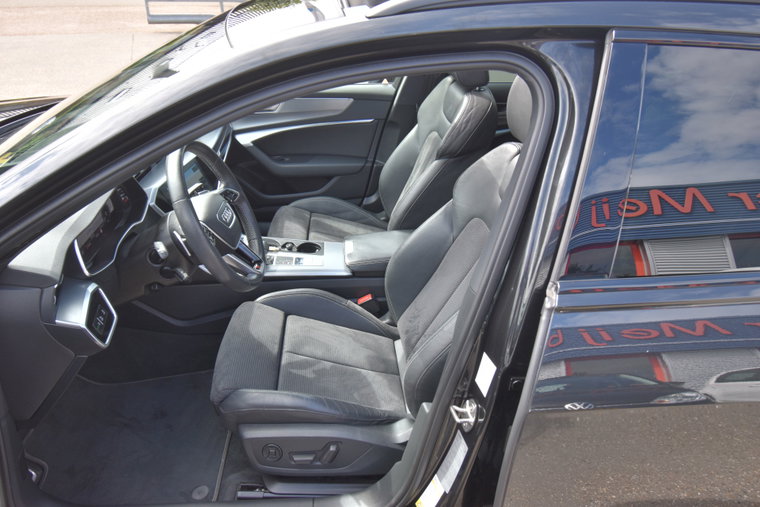 Vehicle Image 33