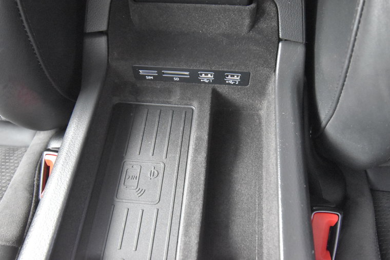 Vehicle Image 60