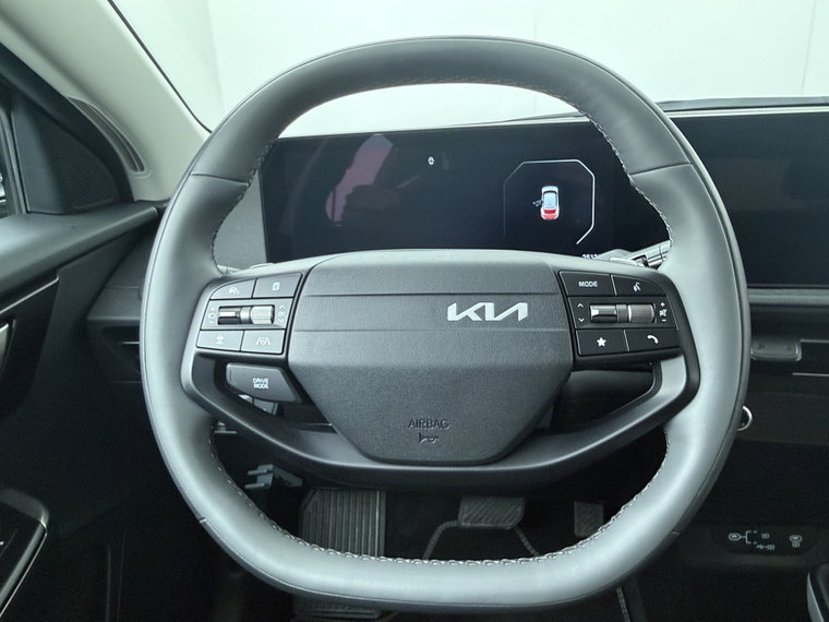 Vehicle Image 39