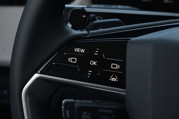 Vehicle Image 20