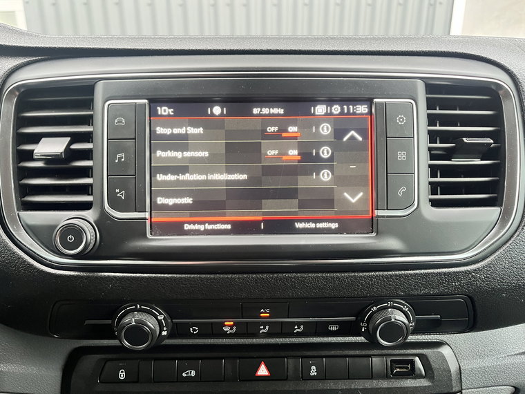 Vehicle Image 31