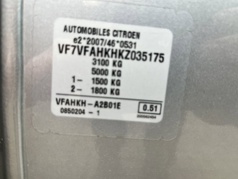Vehicle Image 42