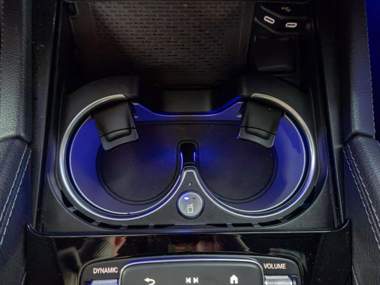 Vehicle Image 32