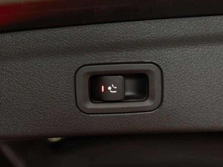 Vehicle Image 43