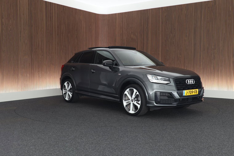 Vehicle Image 11