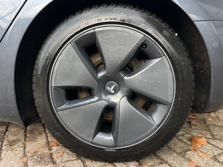 Vehicle Image 21