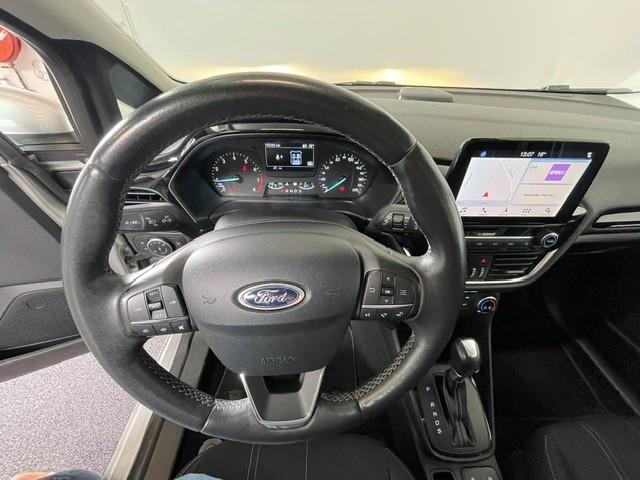 Vehicle Image 19