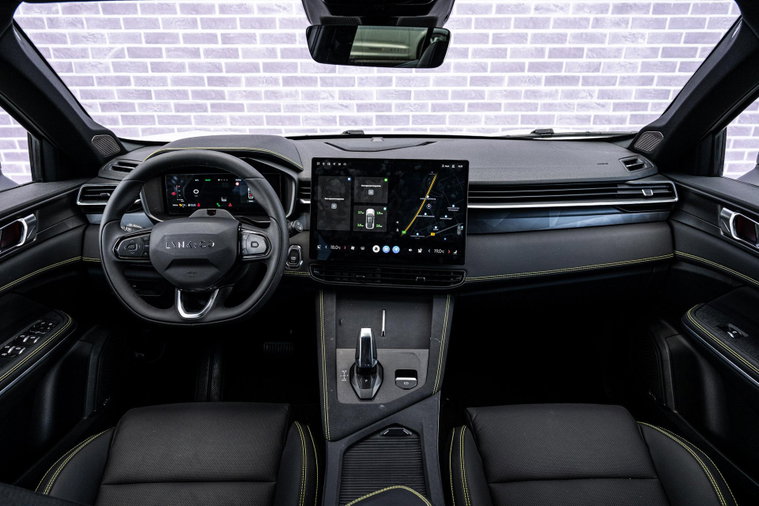 Vehicle Image 5