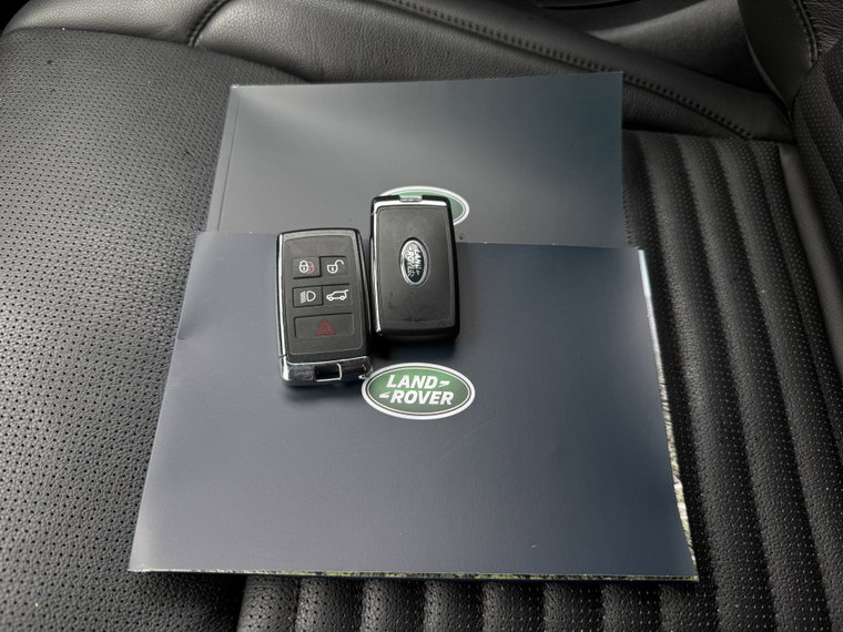 Vehicle Image 17