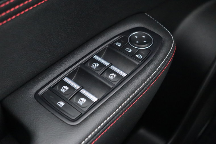Vehicle Image 24