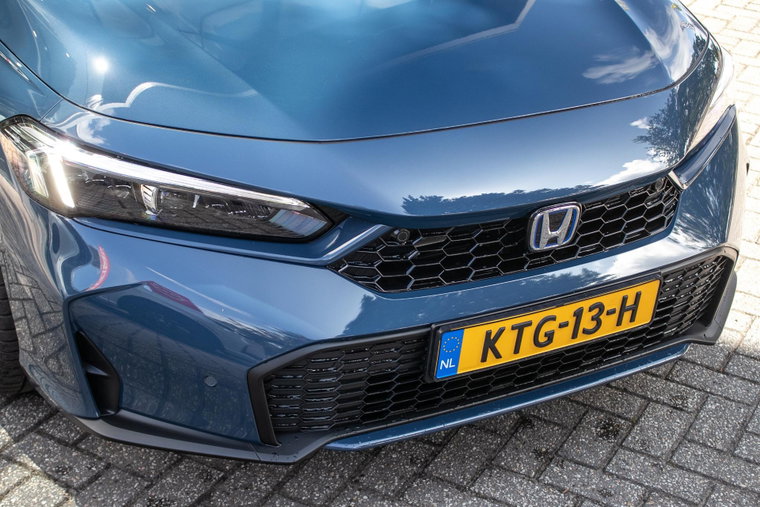 Vehicle Image 30