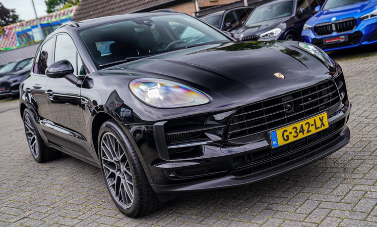 Vehicle Image 15