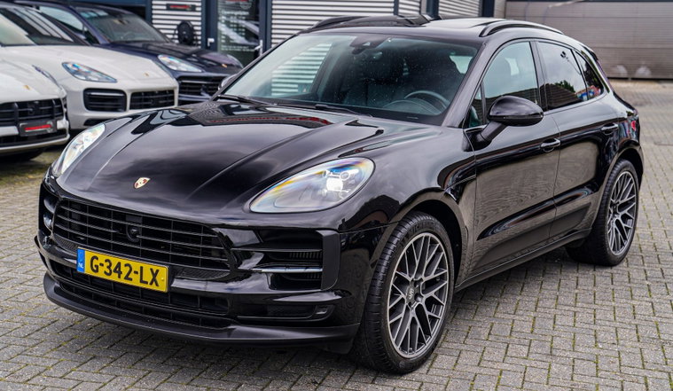 Vehicle Image 11