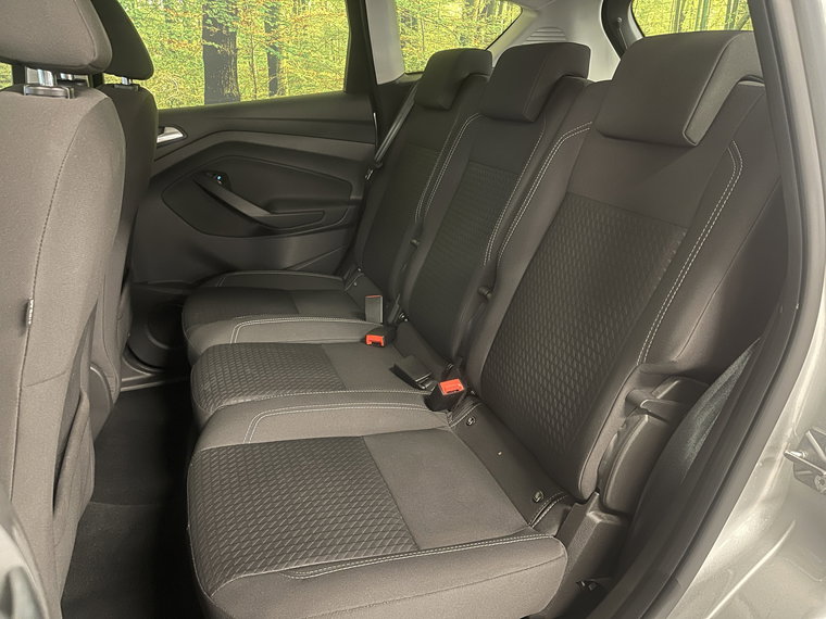 Vehicle Image 23