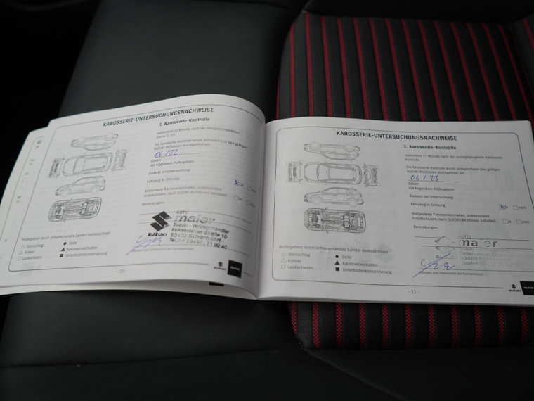 Vehicle Image 11