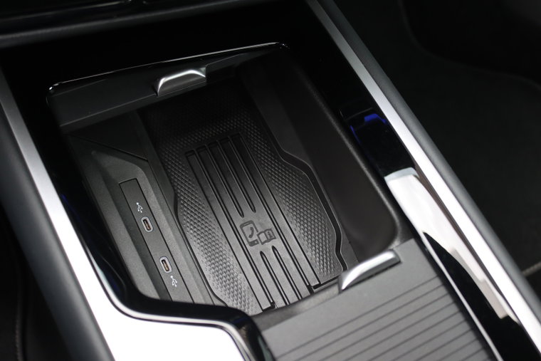 Vehicle Image 45
