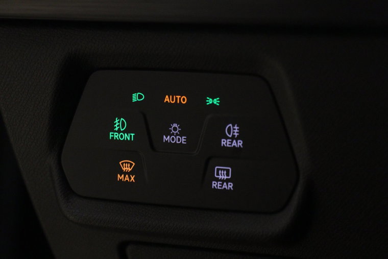 Vehicle Image 52