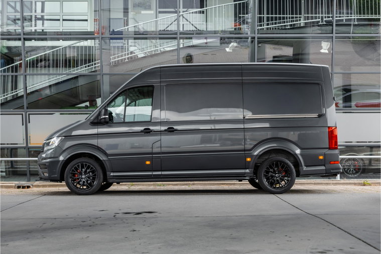 Vehicle Image 4